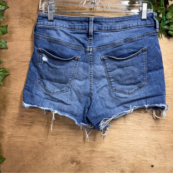 Universal Thread Ripped Blue Jean Shorts - Picture 3 of 6